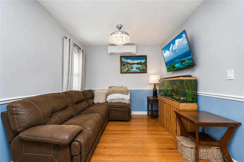 28 Weiner Street Richmond Valley Staten Island NY 10309