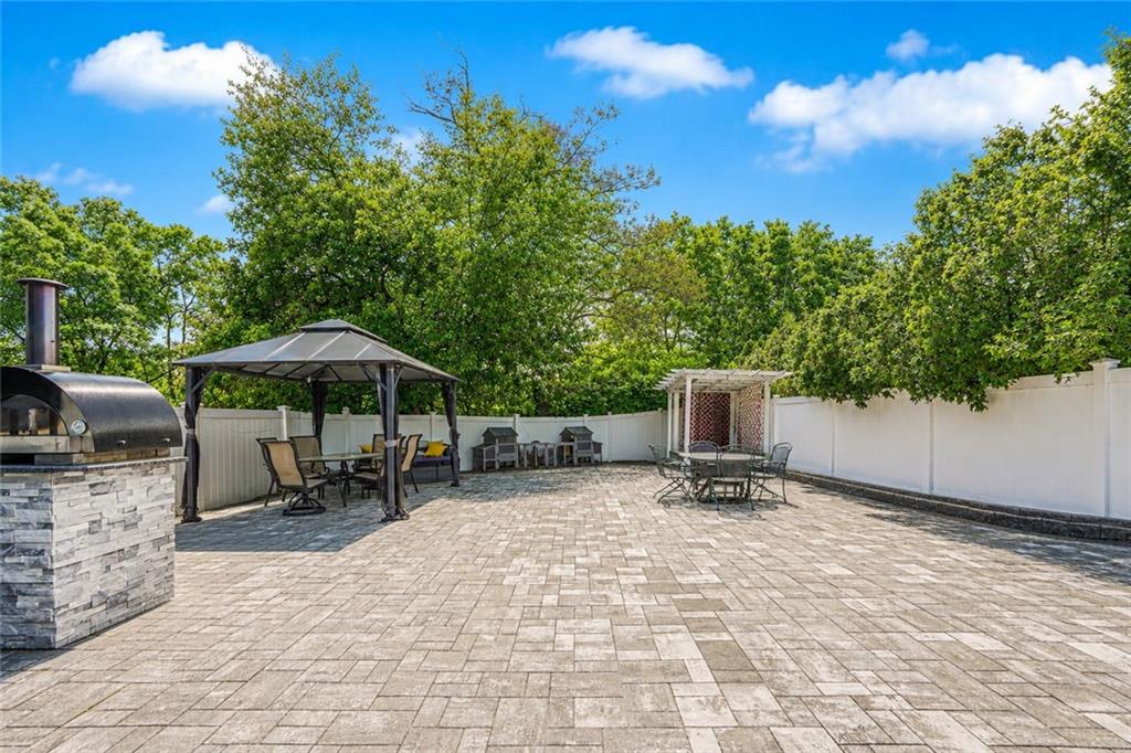 28 Weiner Street Richmond Valley Staten Island NY 10309