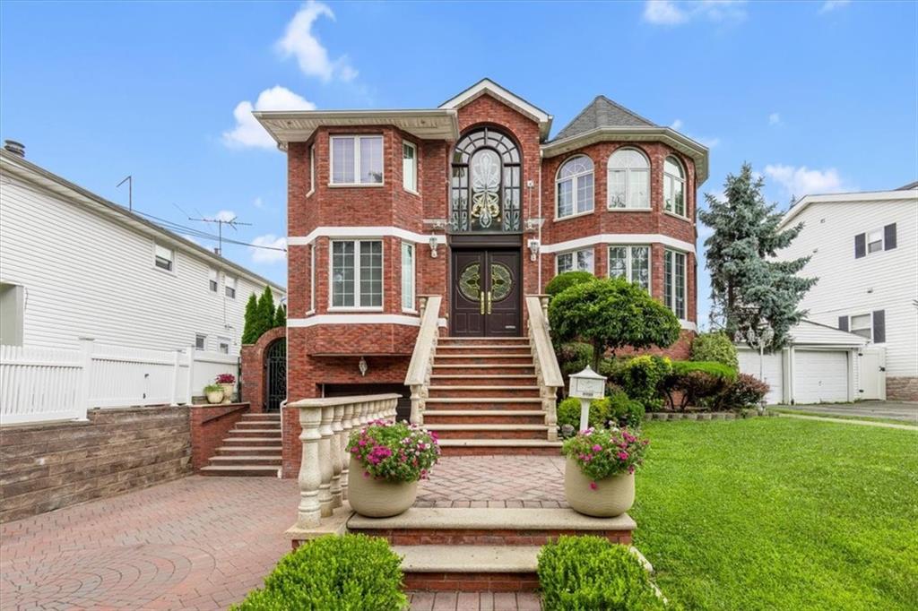 5125 Amboy Road Annadale Staten Island NY 10312