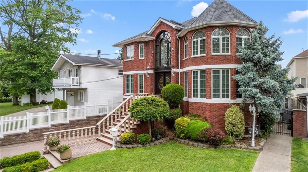 5125 Amboy Road Annadale Staten Island NY 10312
