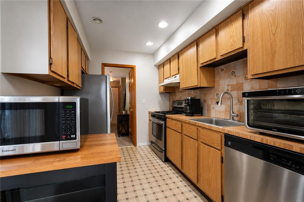 36 Cypress Loop Rossville Staten Island NY 10309