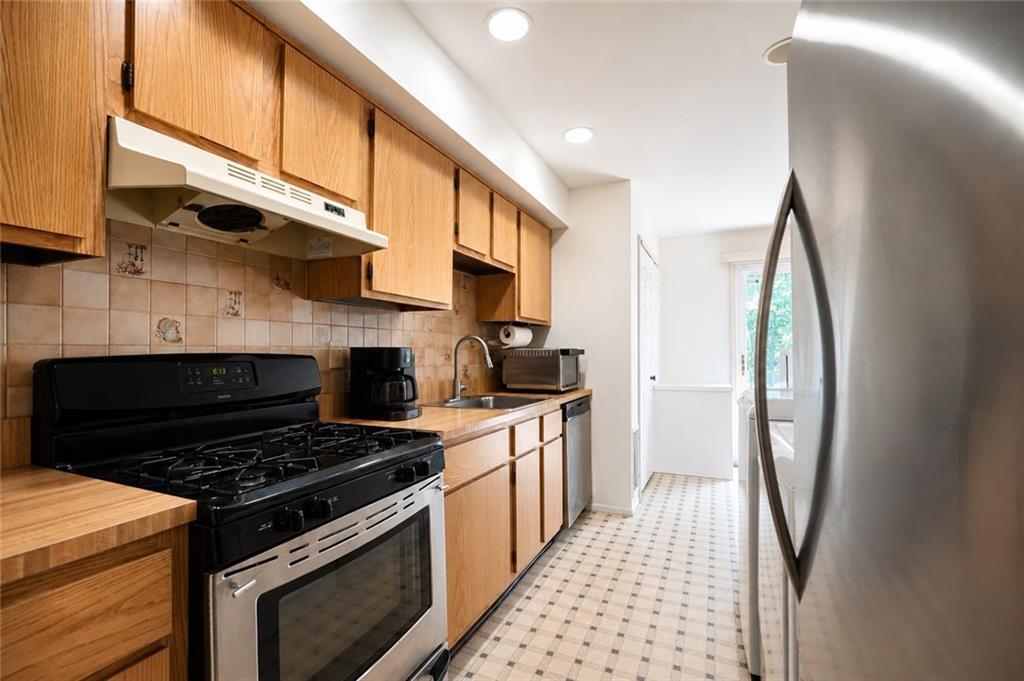 36 Cypress Loop Rossville Staten Island NY 10309