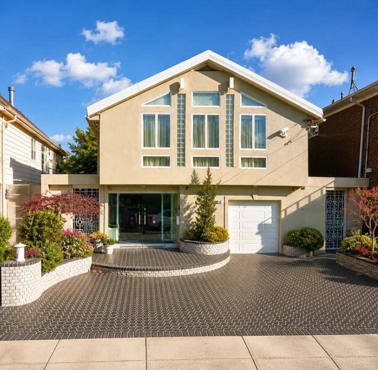 51 Whitman Drive Mill Basin Brooklyn NY 11234