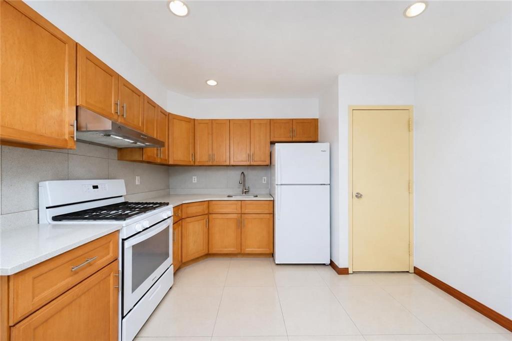 667 61st Street Sunset Park Brooklyn NY 11220