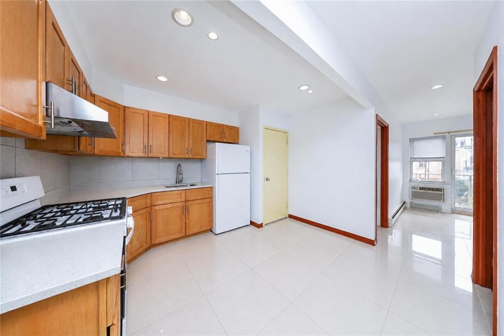 667 61st Street Sunset Park Brooklyn NY 11220