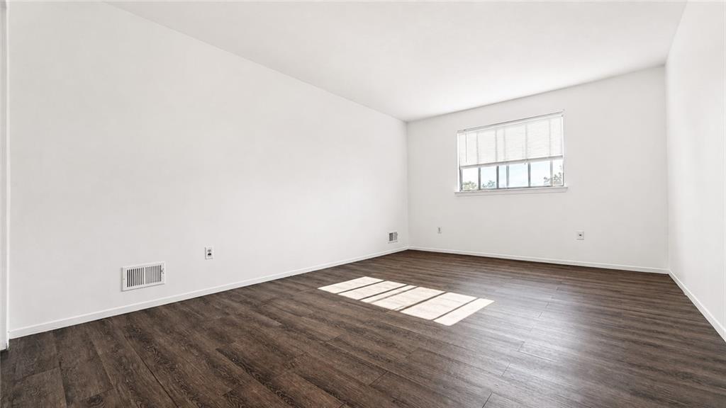 22 Windsor Court Castleton Corners Staten Island NY 10314