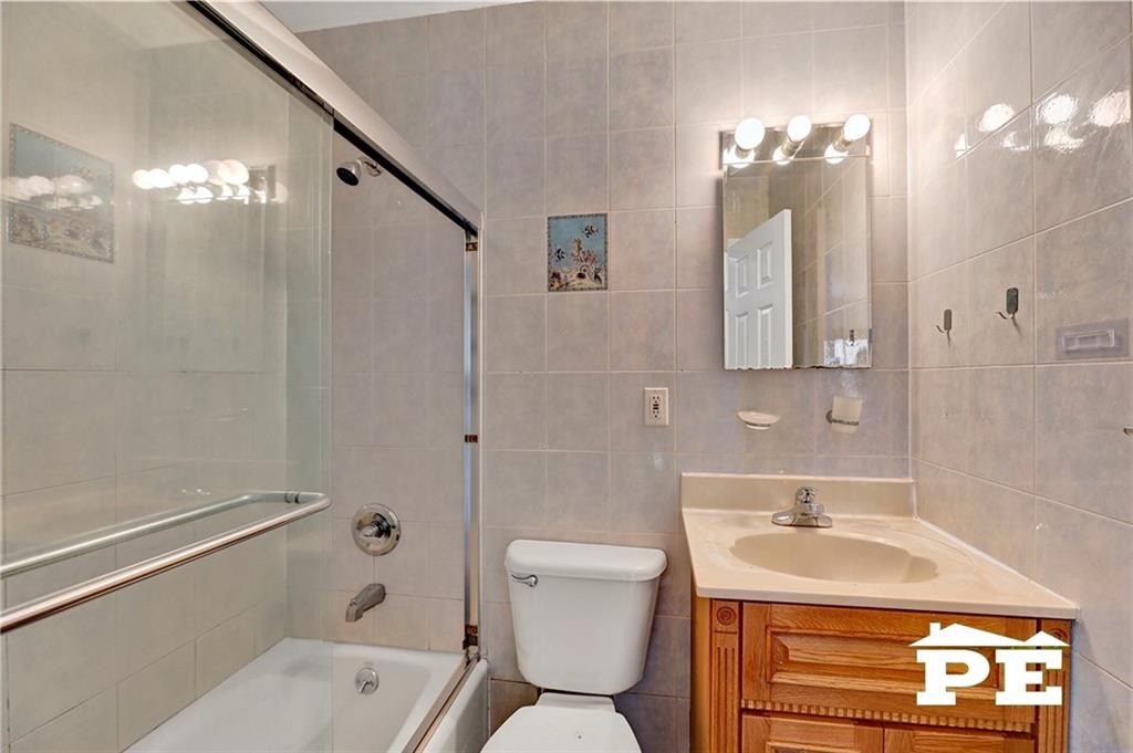 17 Margaret Court Sheepshead Bay Brooklyn NY 11235