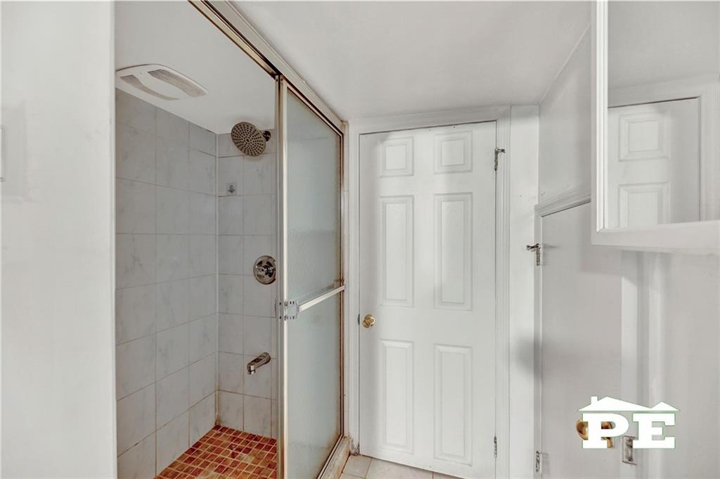 17 Margaret Court Sheepshead Bay Brooklyn NY 11235