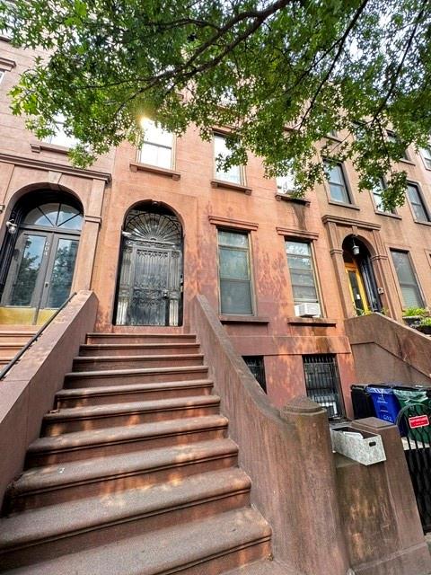 602 Henry Street Carroll Gardens Brooklyn NY 11231