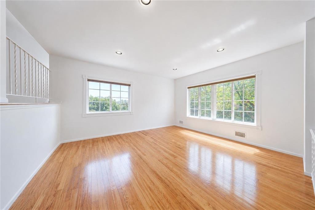 45 Sharrotts Road Woodrow Staten Island NY 10309