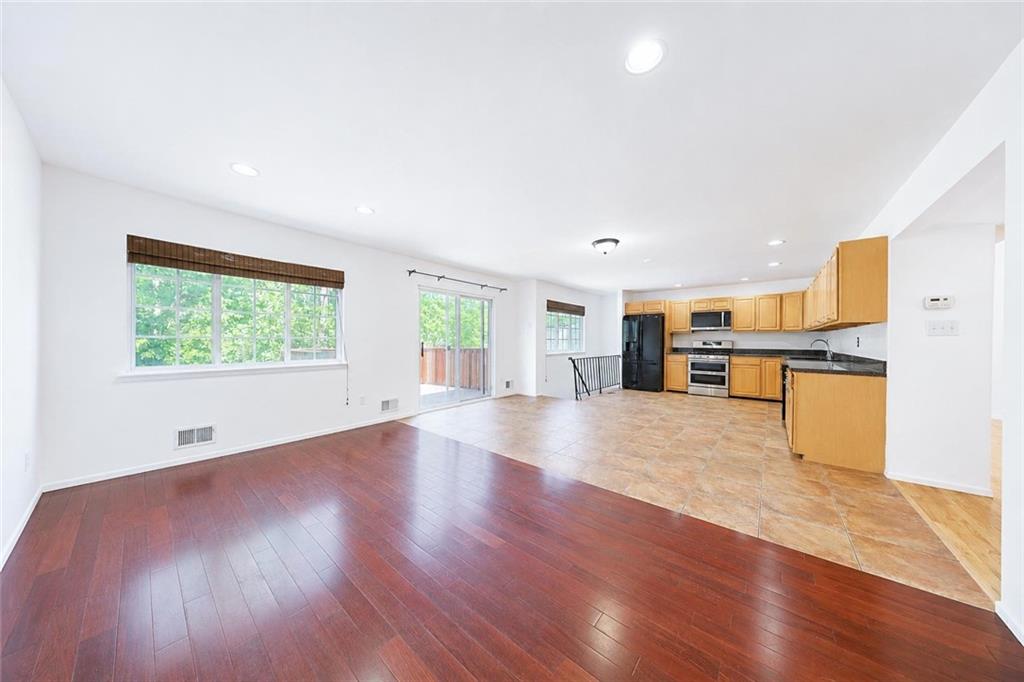 45 Sharrotts Road Woodrow Staten Island NY 10309