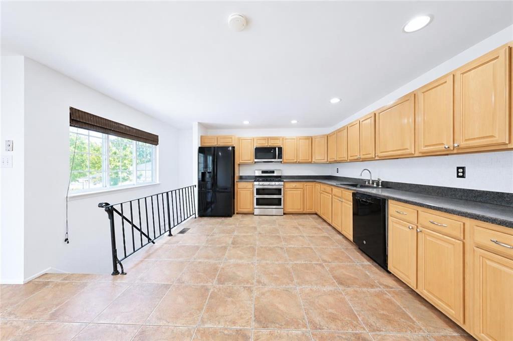 45 Sharrotts Road Woodrow Staten Island NY 10309