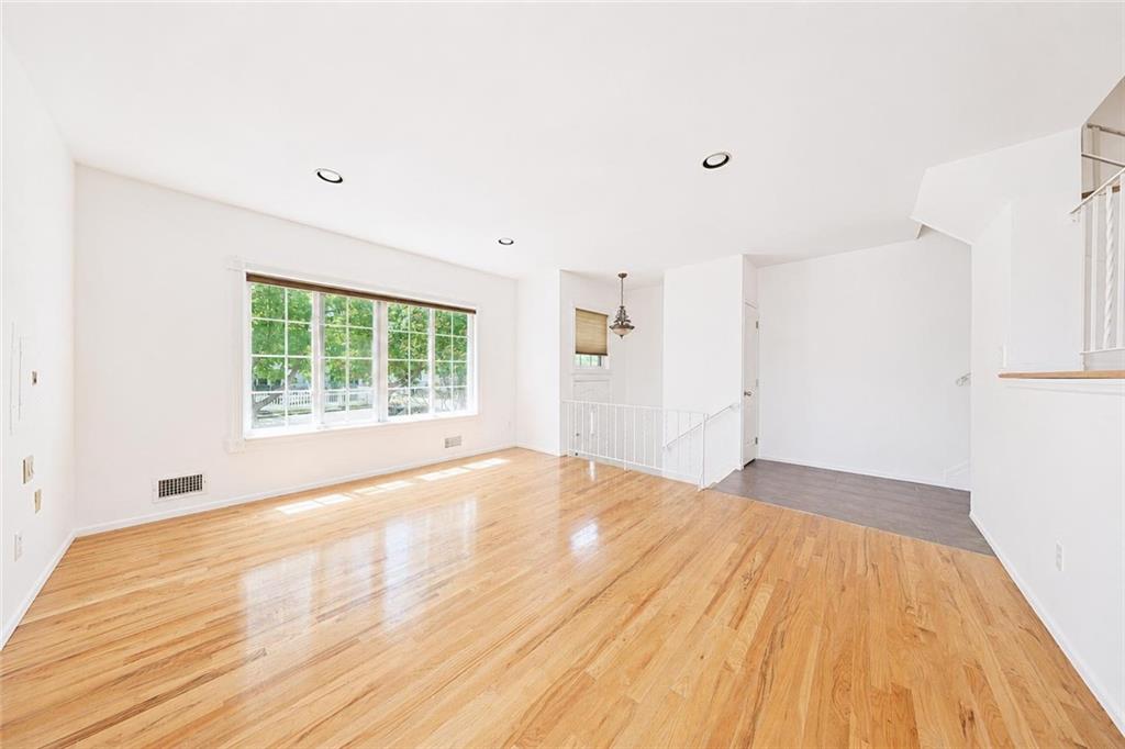 45 Sharrotts Road Woodrow Staten Island NY 10309