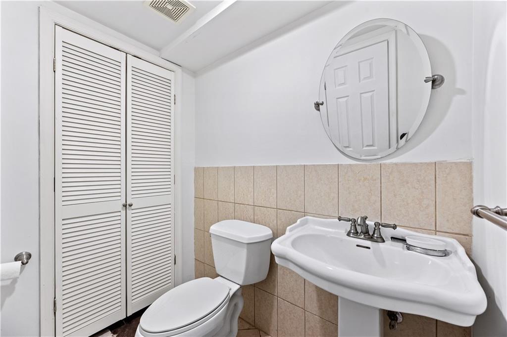 401 Isabella Avenue Oakwood Staten Island NY 10306