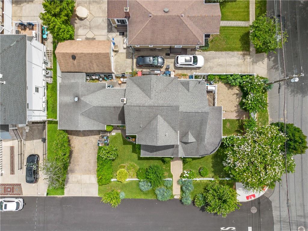 401 Isabella Avenue Oakwood Staten Island NY 10306