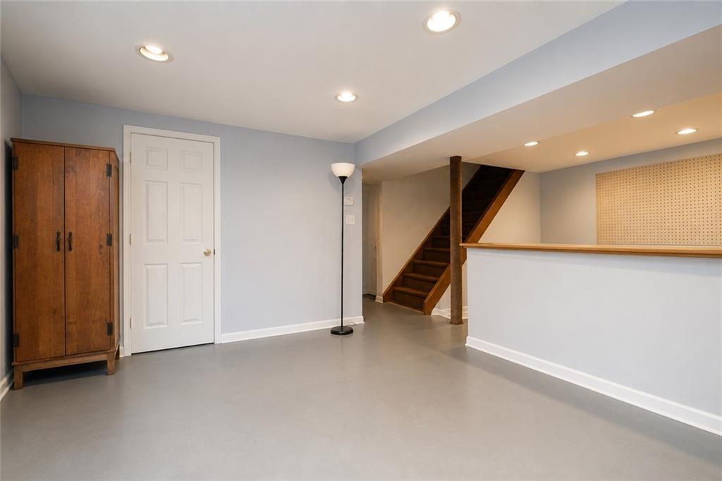 947 Bard Avenue West Brighton Staten Island NY 10301