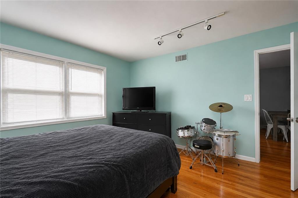 947 Bard Avenue West Brighton Staten Island NY 10301