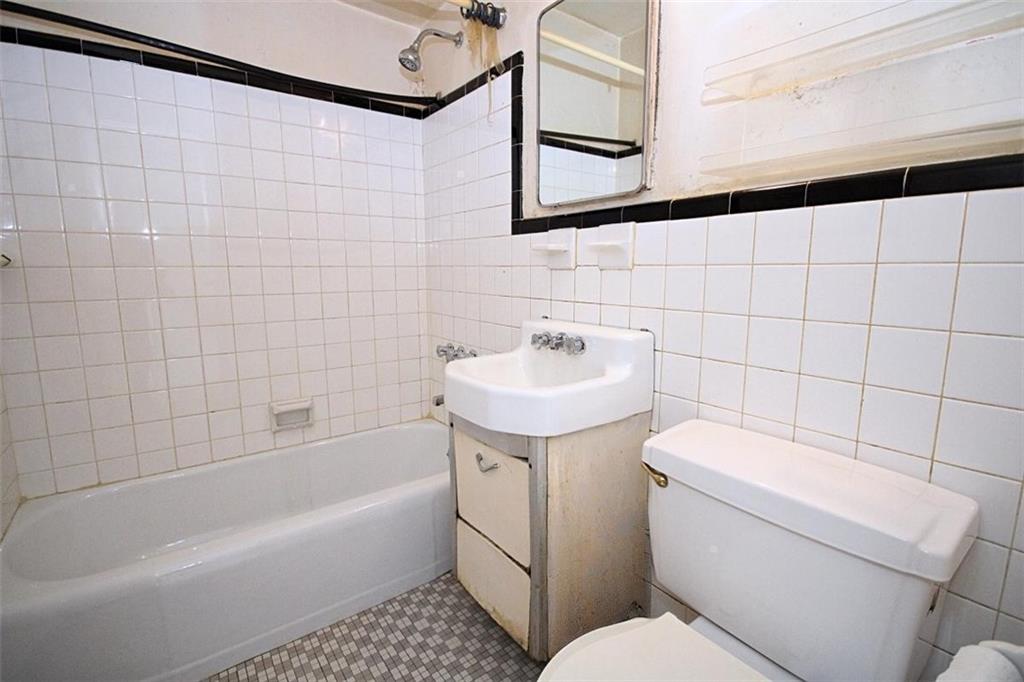 1935 Shore Parkway Bensonhurst Brooklyn NY 11214