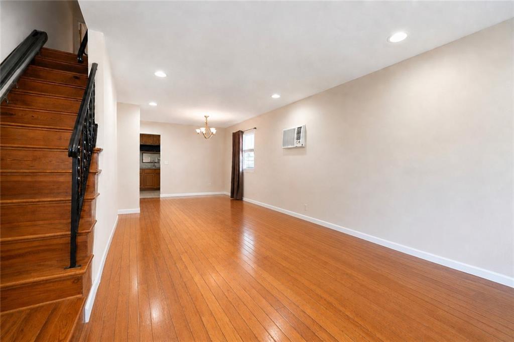 318 Seaver Avenue Midland Beach Staten Island NY 10305