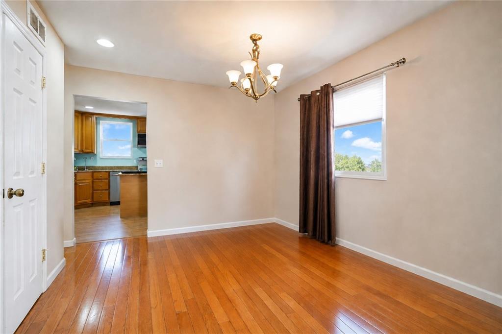 318 Seaver Avenue Midland Beach Staten Island NY 10305