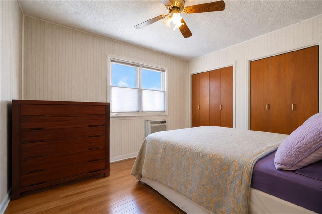 318 Seaver Avenue Midland Beach Staten Island NY 10305