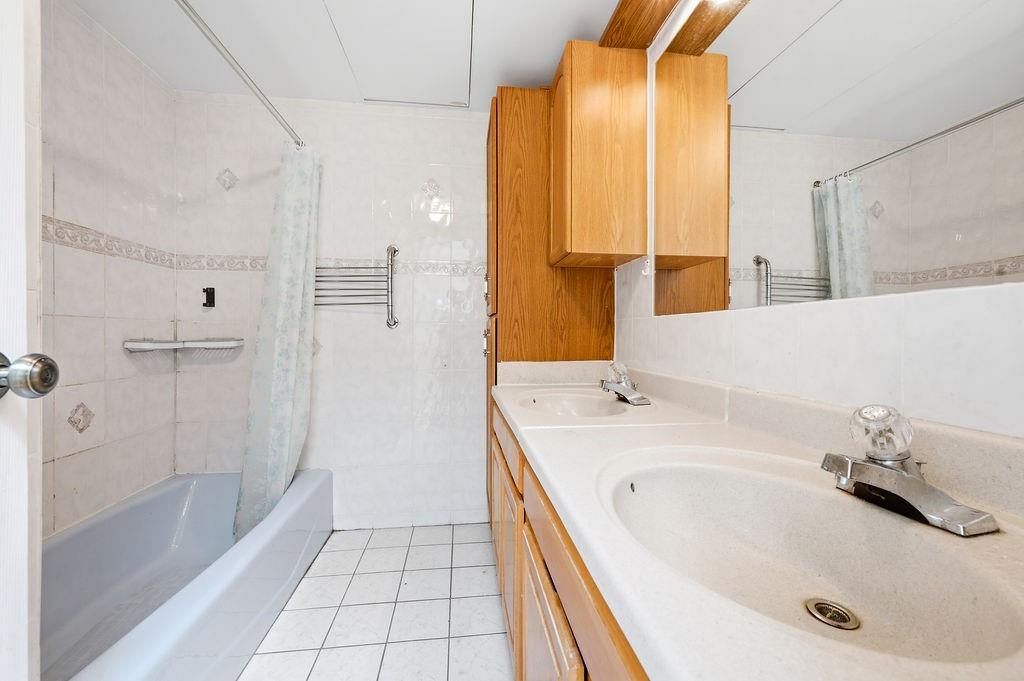 7709 19th Avenue Bensonhurst Brooklyn NY 11214