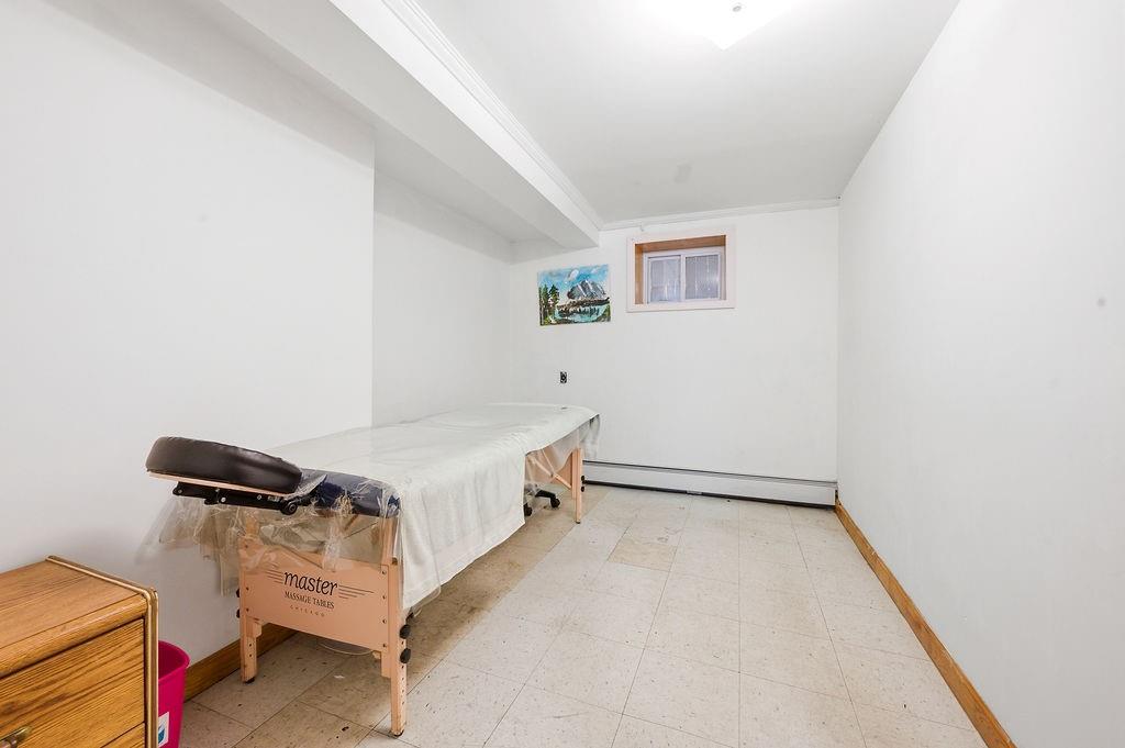 7709 19th Avenue Bensonhurst Brooklyn NY 11214
