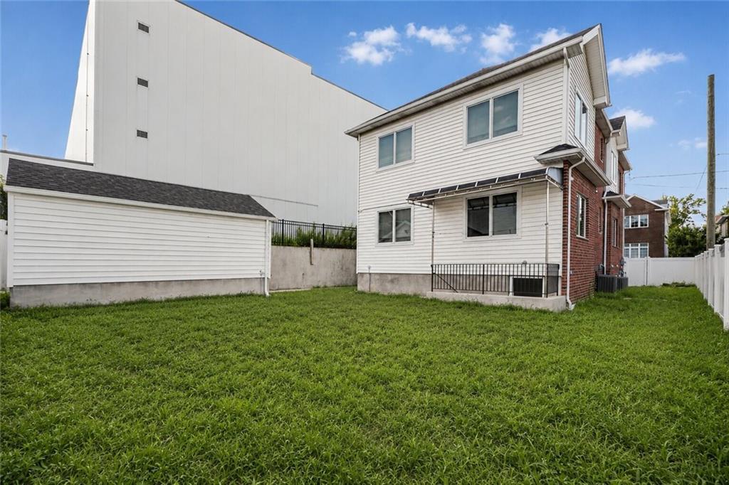 64 Butler Place New Brighton Staten Island NY 10305