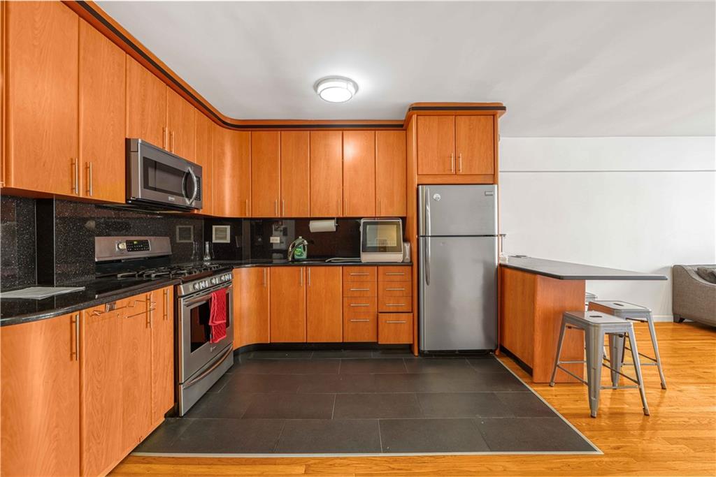1625 Emmons Avenue Sheepshead Bay Brooklyn NY 11235