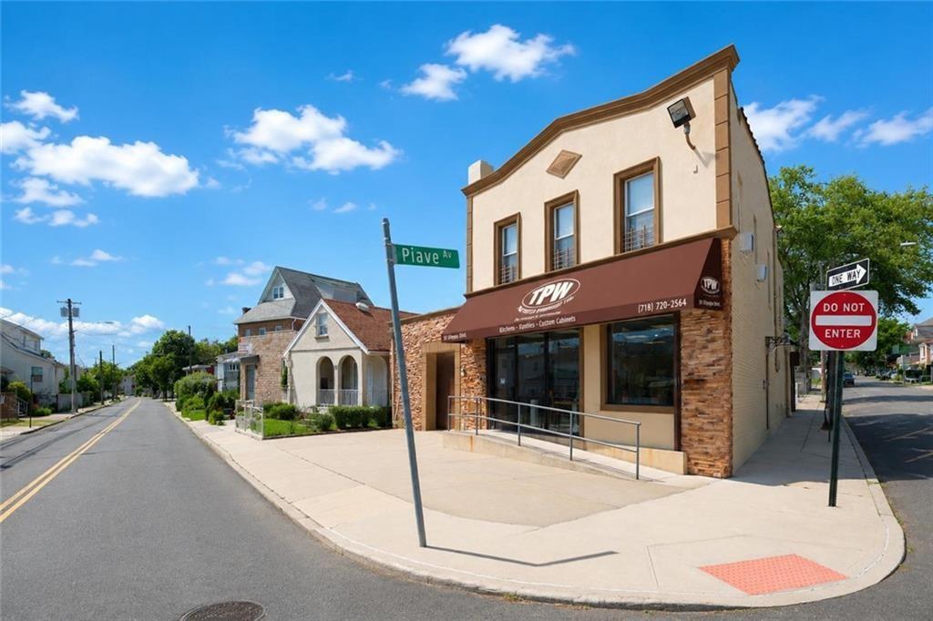 33 Olympia Boulevard Arrochar Staten Island NY 10305