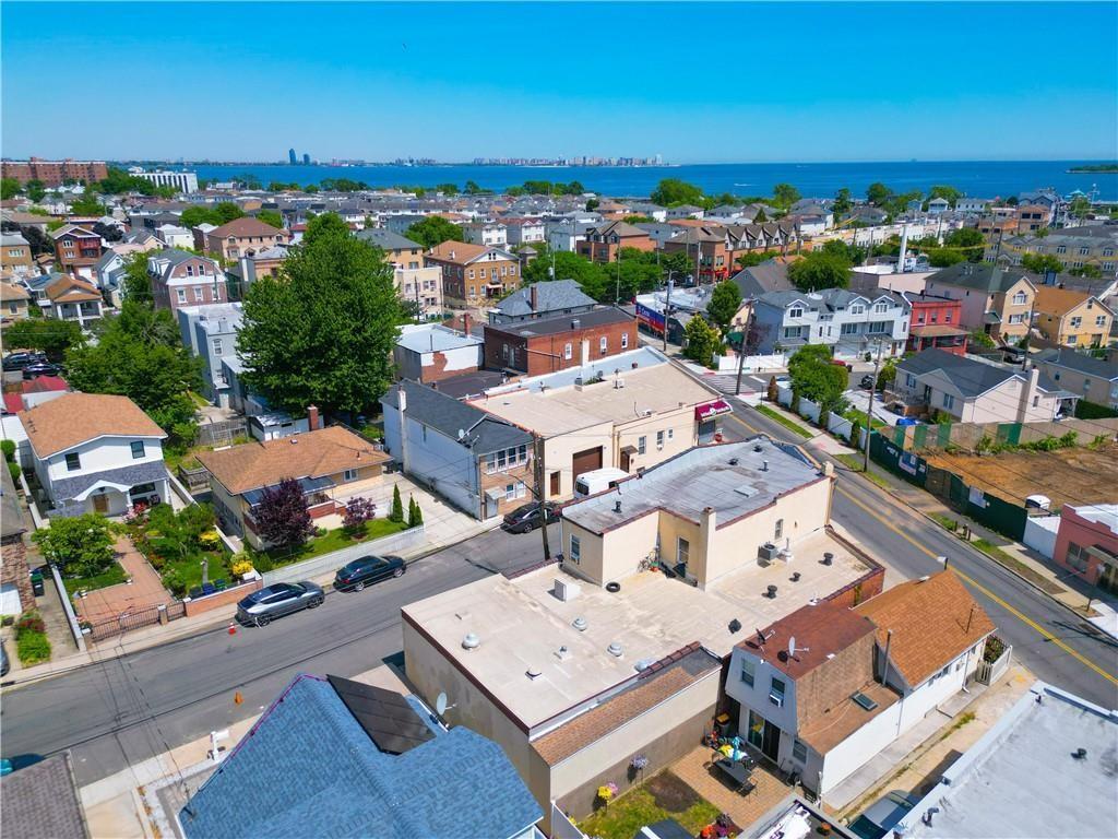 33 Olympia Boulevard Arrochar Staten Island NY 10305