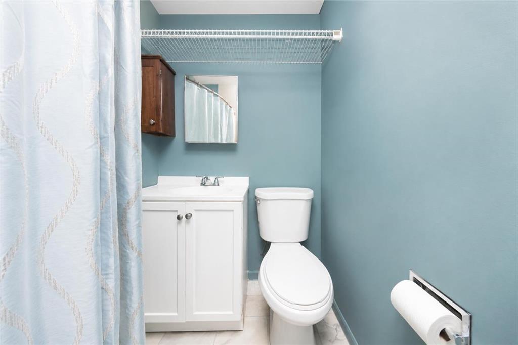 33 Olympia Boulevard Arrochar Staten Island NY 10305