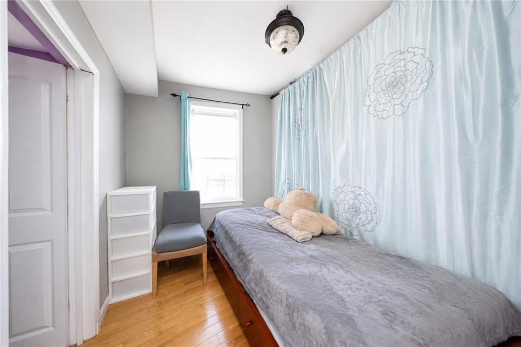 33 Olympia Boulevard Arrochar Staten Island NY 10305