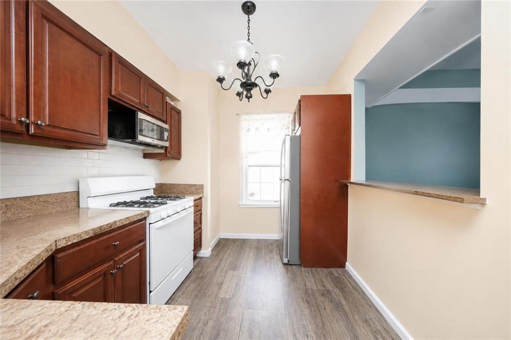 33 Olympia Boulevard Arrochar Staten Island NY 10305