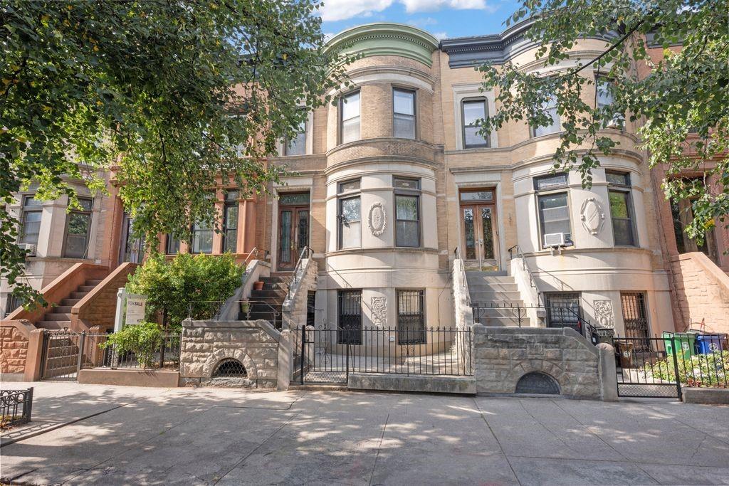 127 MIDWOOD Street Prospect Lefferts Gdns Brooklyn NY 11225
