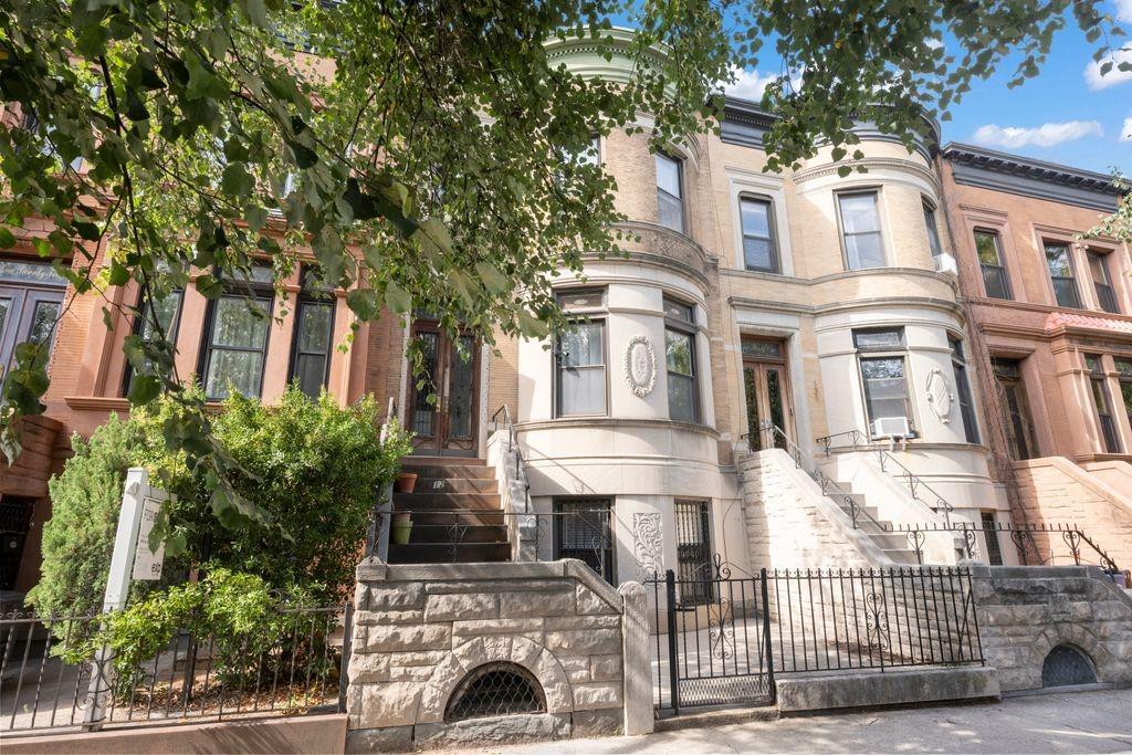 127 MIDWOOD Street Prospect Lefferts Gdns Brooklyn NY 11225