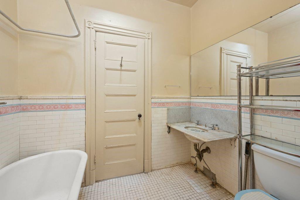 127 MIDWOOD Street Prospect Lefferts Gdns Brooklyn NY 11225