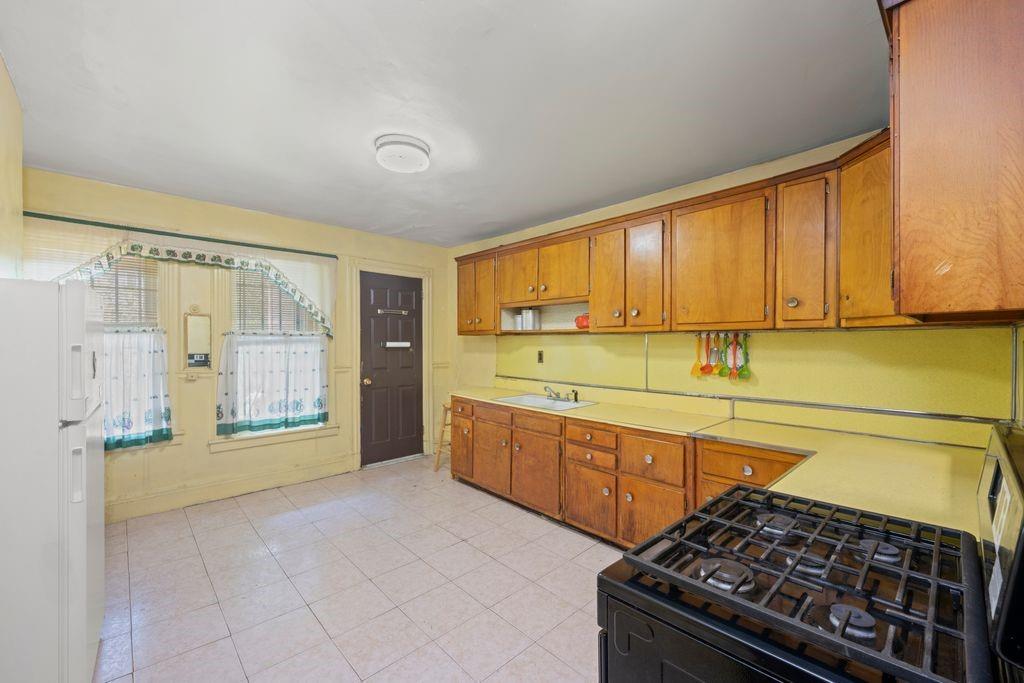 127 MIDWOOD Street Prospect Lefferts Gdns Brooklyn NY 11225