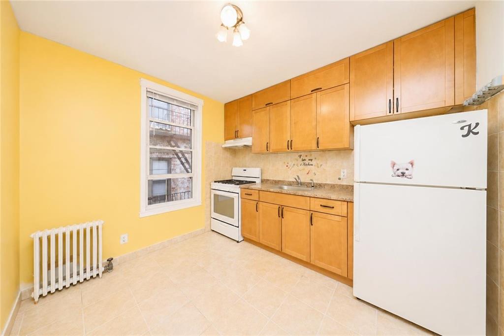 1664 West 6th Street Gravesend Brooklyn NY 11223