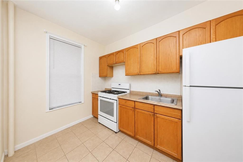 1664 West 6th Street Gravesend Brooklyn NY 11223