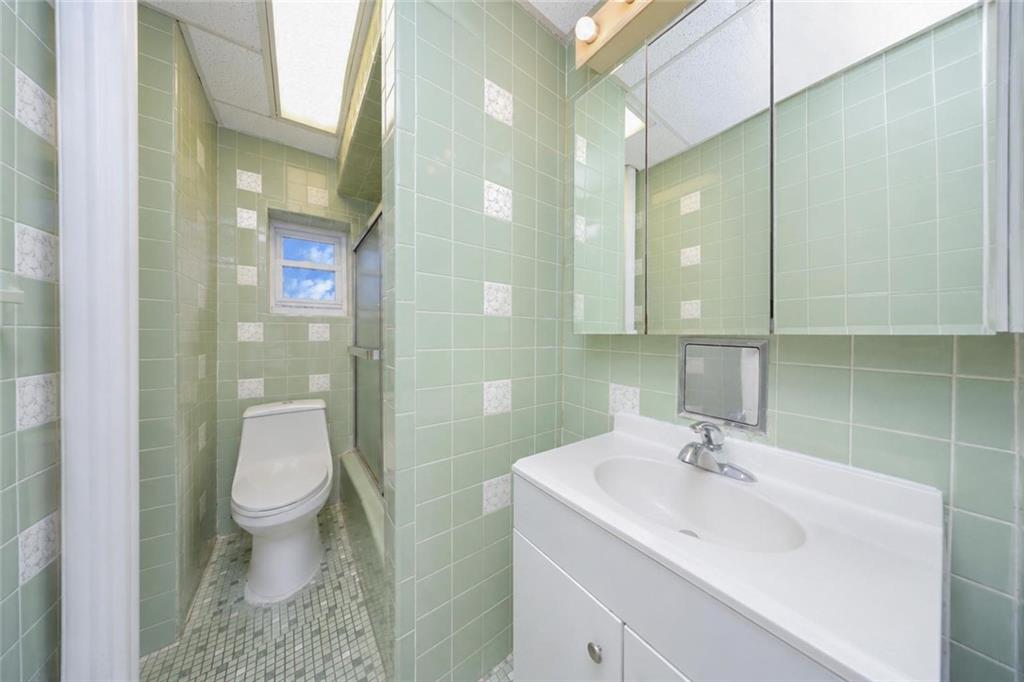1664 West 6th Street Gravesend Brooklyn NY 11223