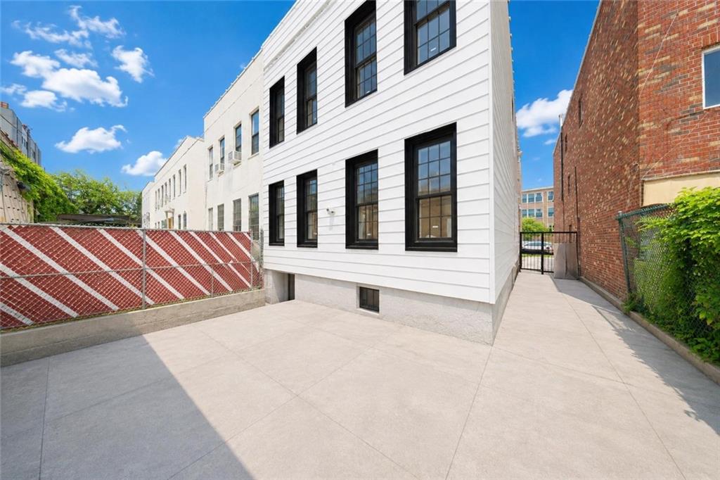 2219 60th Street Borough Park Brooklyn NY 11204