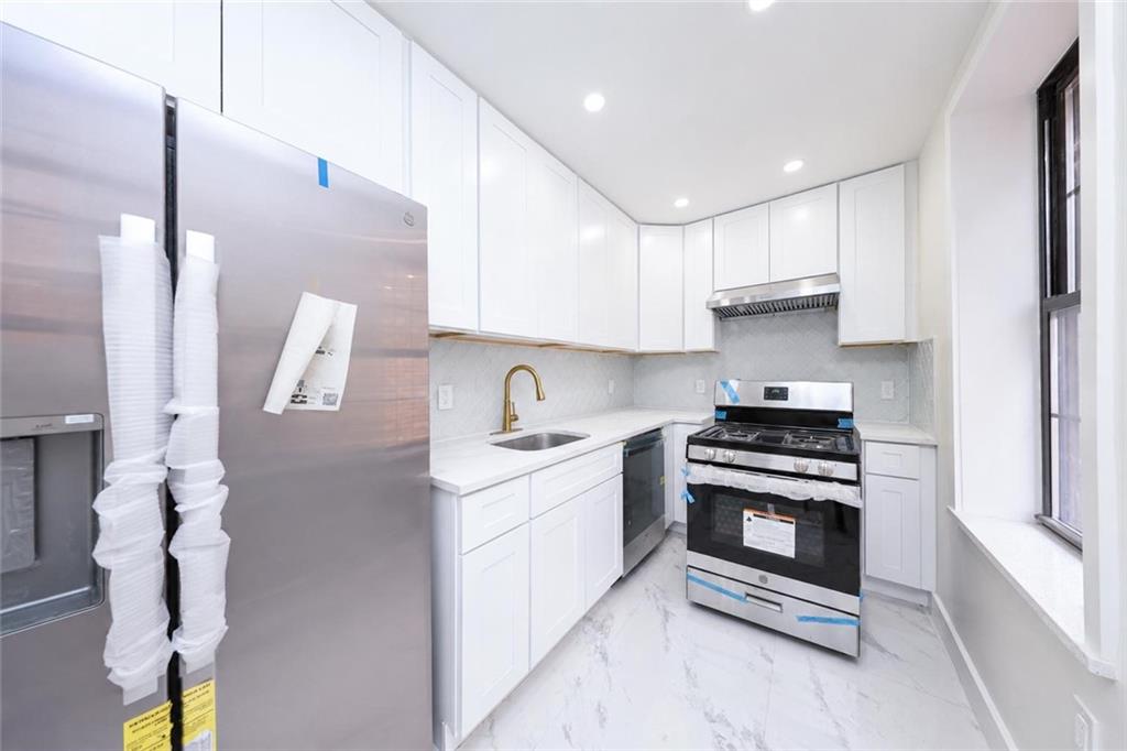 2219 60th Street Borough Park Brooklyn NY 11204