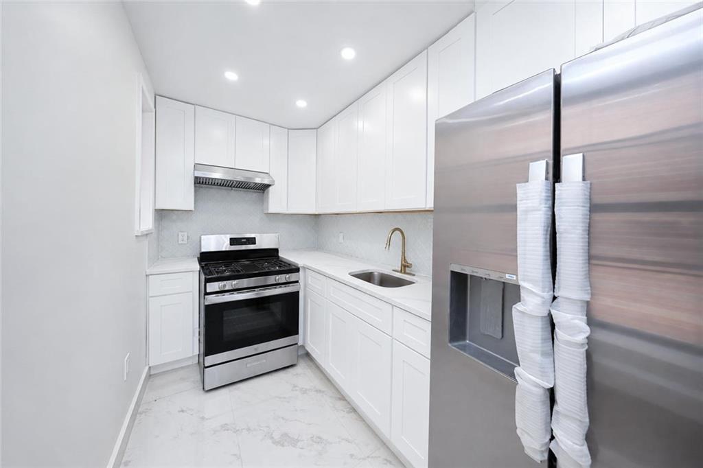 2219 60th Street Borough Park Brooklyn NY 11204