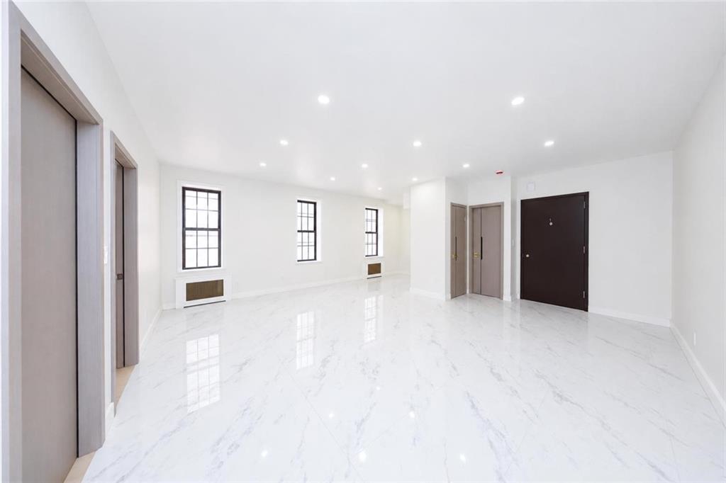 2219 60th Street Borough Park Brooklyn NY 11204
