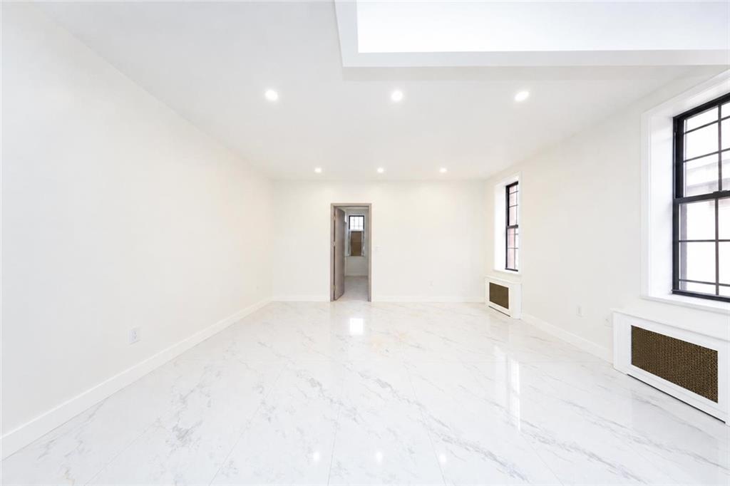 2219 60th Street Borough Park Brooklyn NY 11204