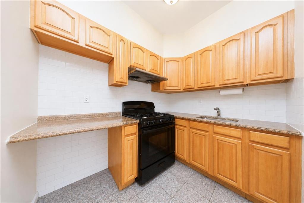 2286 80th Street Bensonhurst Brooklyn NY 11214
