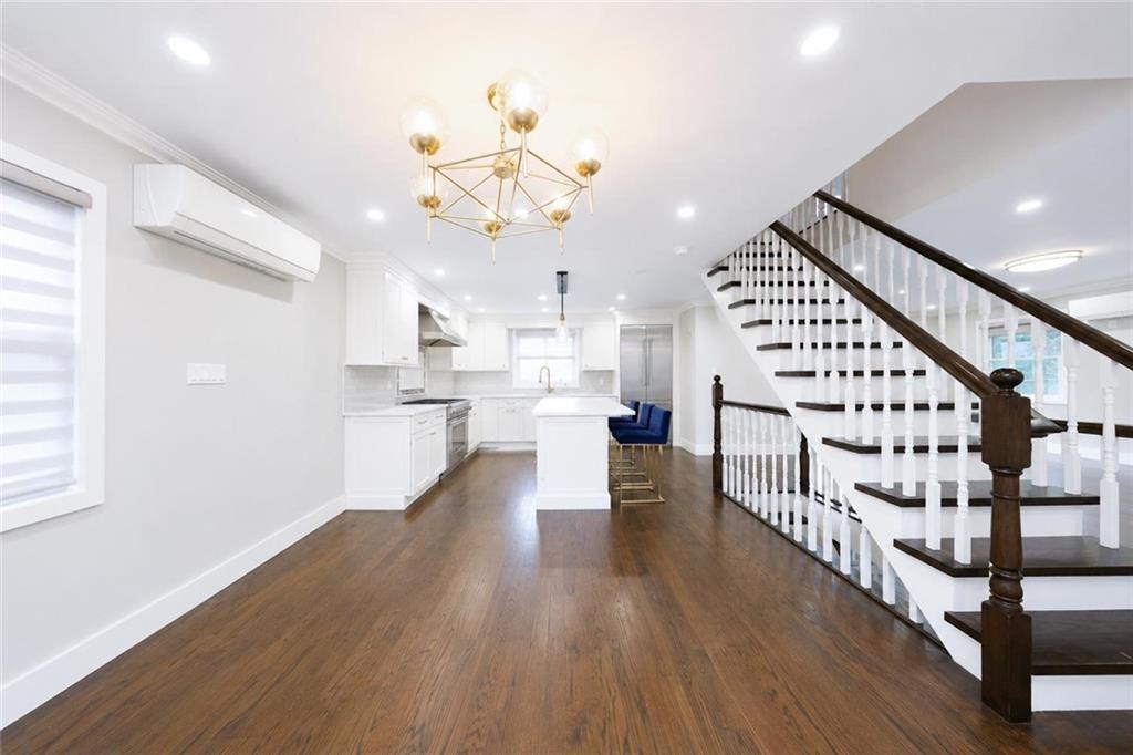 41 Ridge Avenue Todt Hill Staten Island NY 10304