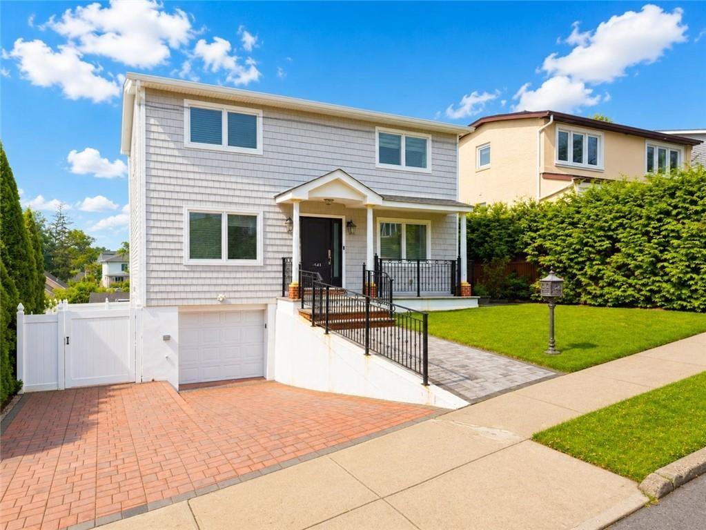 41 Ridge Avenue Todt Hill Staten Island NY 10304