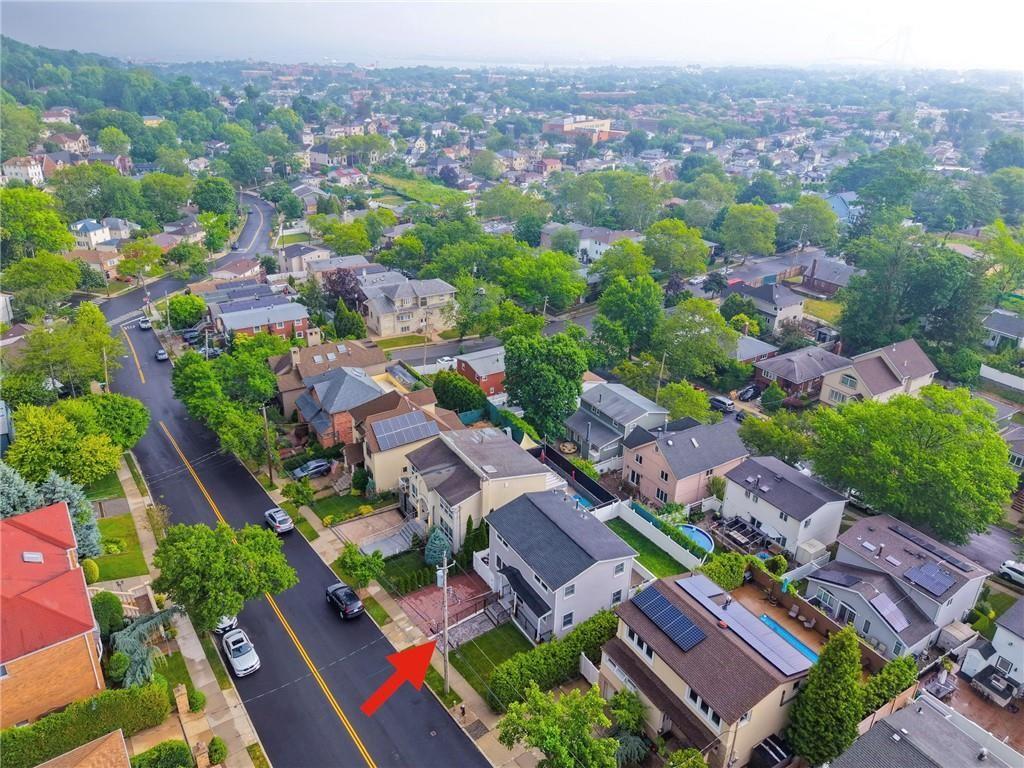 41 Ridge Avenue Todt Hill Staten Island NY 10304